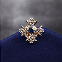 Load image into Gallery viewer, Men Fashion Cross Brooch